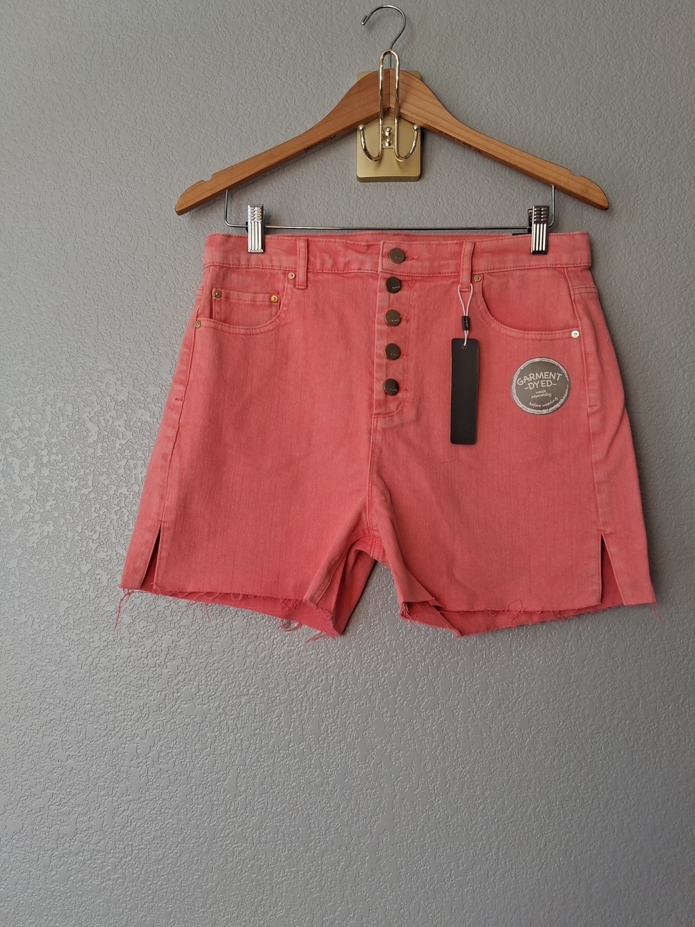 Tractr Coral Garment-Dyed High-Rise Button-Front Jean Shorts